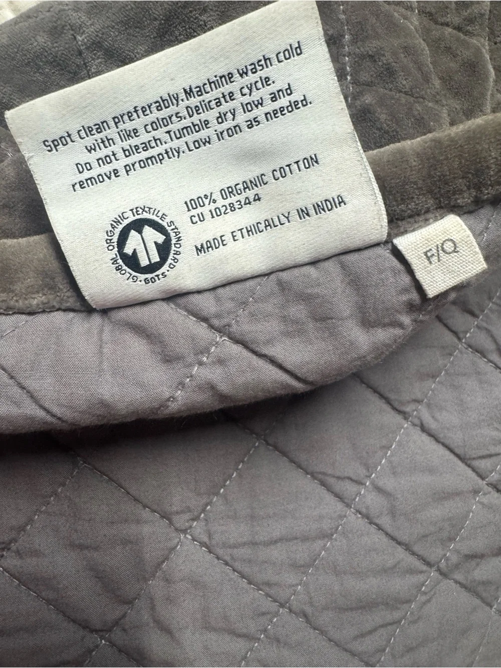 Organic Velvet Diamond Quilt - Charcoal gray full/ Queen comforter